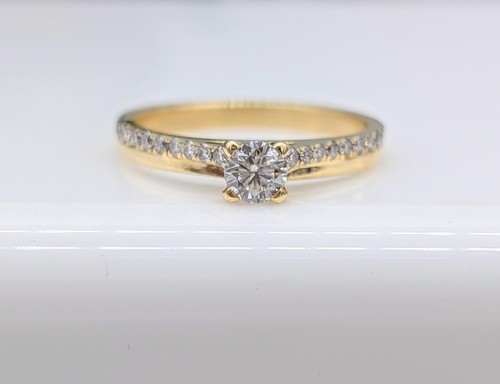 Bague solitaire diamant - or,