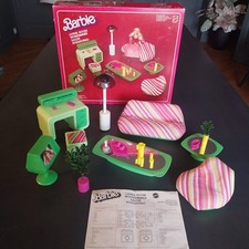 Vintage Barbie salon / Living