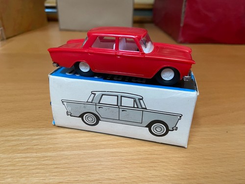 Plastque ancienne fiat - ancienne,