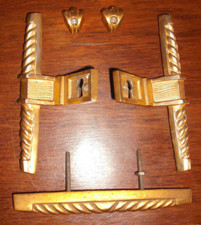 Poignées de portes et tiroirs