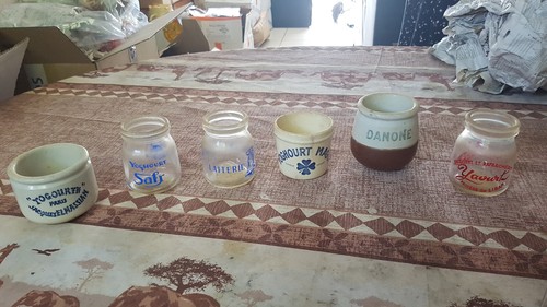 Lot anciens pots de - lot,