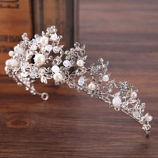 Femme Princesse Couronne Perle