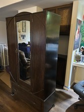 Armoire