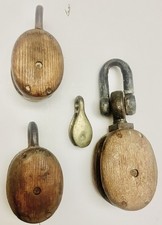 LOT DE 4 POULIES MARINES