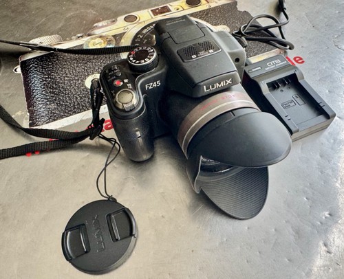 Panasonic lumix dmc fz45 - panasonic,