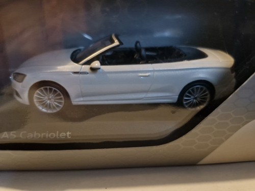 Voiture miniature audi - voiture,