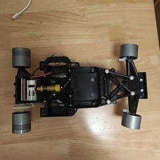 Voiture Tamiya C châssis Porsche 956 RC avec roues pièces inutilisées