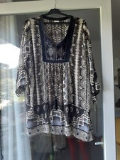 Haut/tunique Neuf 52