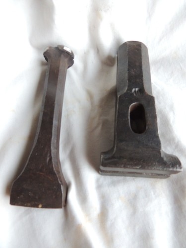 Outils anciens forgeron - outils,