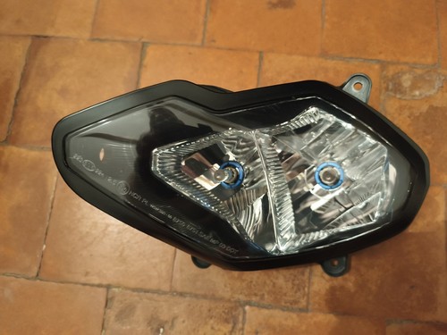 Phare gauche aprilia - gauche,