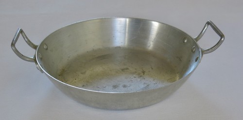 Trefle aluminium ancienne - aluminium,,