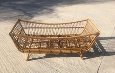 Lit en rotin vintage