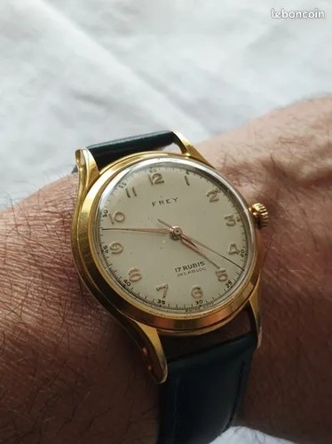 Belle montre suisse mécanique - belle,