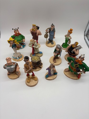 Lot figurines astérix et - 13,