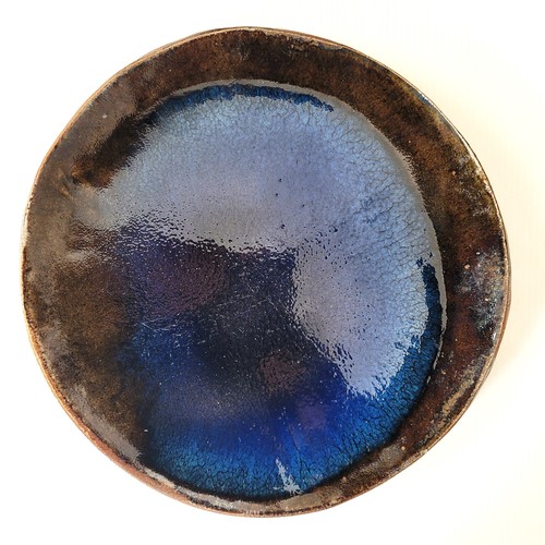 Assiette glaçure bleue