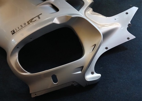 Front fairing left original