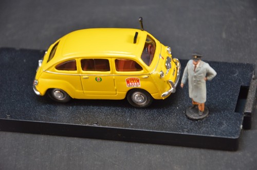 Jouet fiat 600 multipla - fiat,
