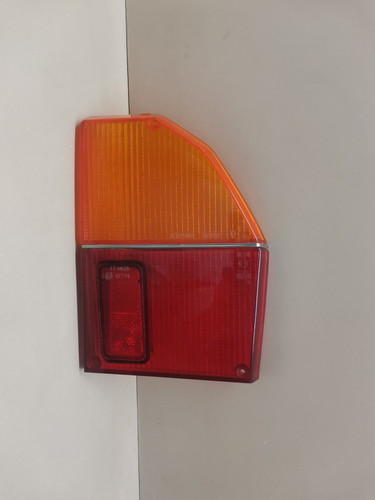 Cabochon feu arriere droit - arriere,