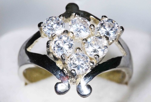 Bague en argent - ---,