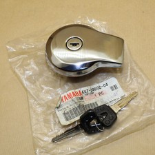 BOUCHON DE RESERVOIR +CLES XV