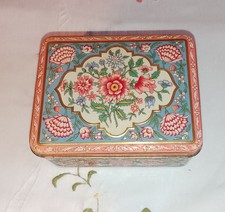 Ancienne Petite Boite En Fer