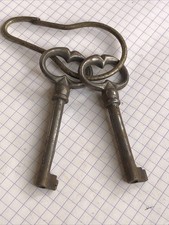 Ancienne Clé de Meuble Vitrine Armoire Porte Vintage années 70 Cuisse Grenouille