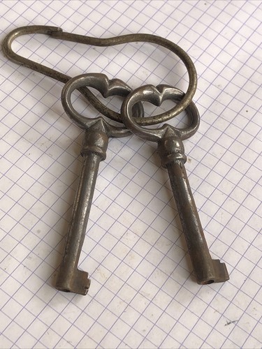 Ancienne clé meuble - de,