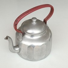 Ancienne  bouilloire en