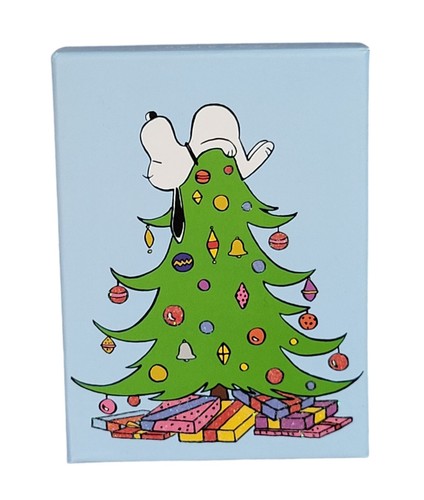 Graphique peanuts snoopy tree - peanuts,
