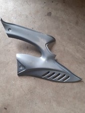 Carénage central gauche moto Peugeot XR6