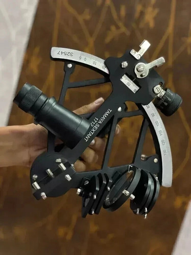 Sextant nautique noir - nautique,