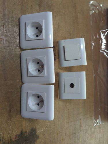Lots legrand prises de - de,