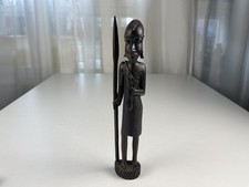 Figurine de collection en bois