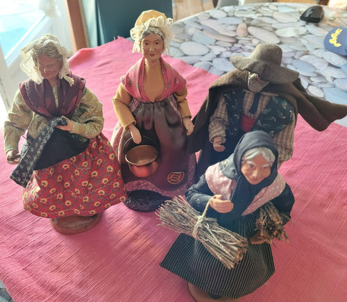 Lots santons greoux en - lots,