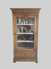 vitrine Louis Philippe en