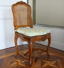 Chaise cannée - époque Louis