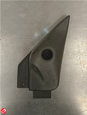 02.16.034 TRIANGLE DE