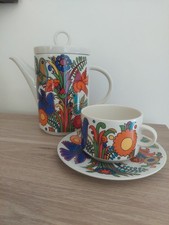 Cafetière  et grande tasse