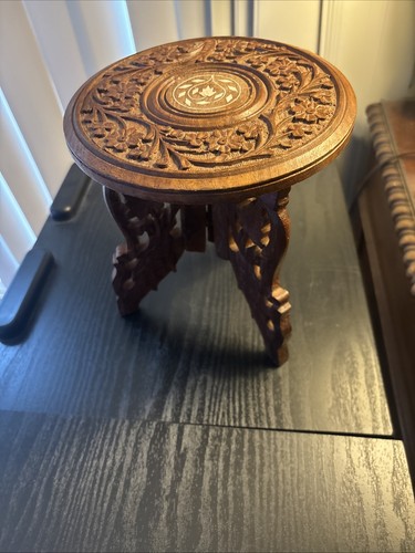 Vintage carved wood - carved,
