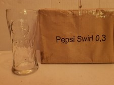 6 verres Pepsi
