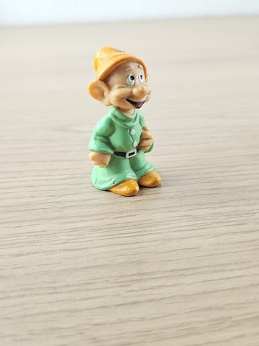Figurine disney simplet - disney,