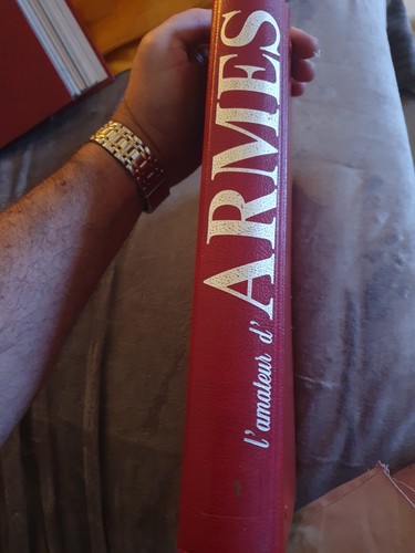 Livres amateur armes - livres,