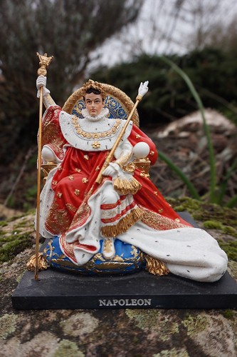 Re0183 figurine statuette - re0183,