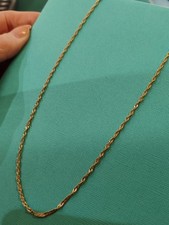 Chaîne or 18 carats torsadée