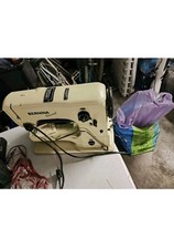 MACHINE A COUDRE BERNINA