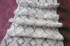 Chemin de table en crochet de