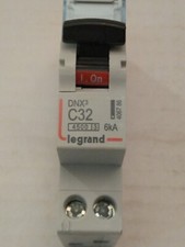 Legrand disjoncteur 32 A Réf