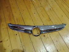 Original Vauxhall. OPEL Astra-J (2010-2019)  13264583 Chrome Effect Grill
