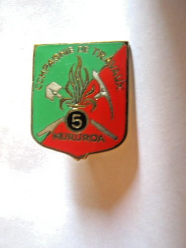 Boutonniere email legion - boutonniere,