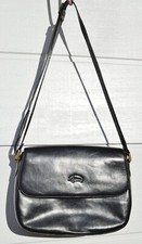 Sac à main cuir noir  →